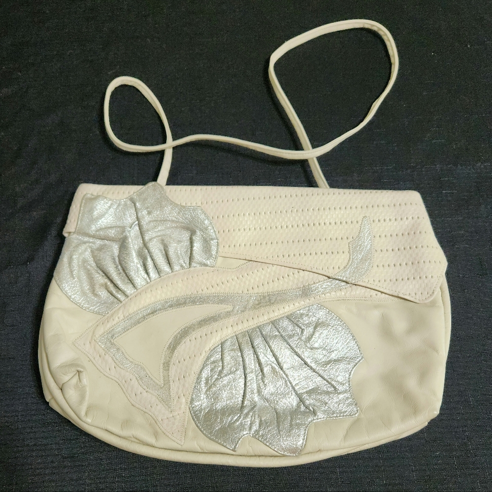 Amano vintage leather cream silver shoulder bag